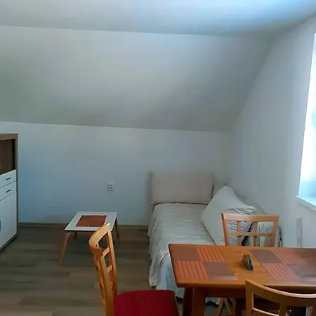 Aparthotel Apartmanovy Dum Terka 3*