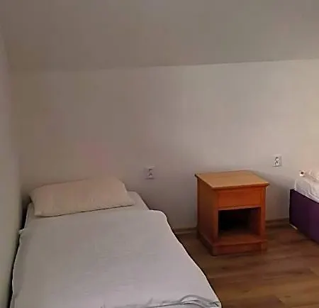 Aparthotel Apartmanovy Dum Terka 3*