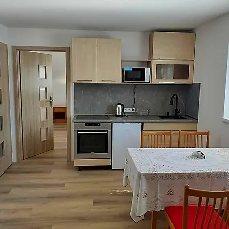 Apartmanovy Dum Terka 3*