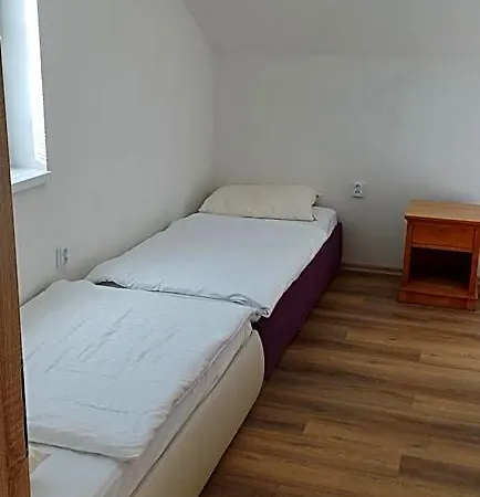 Apartmanovy Dum Terka